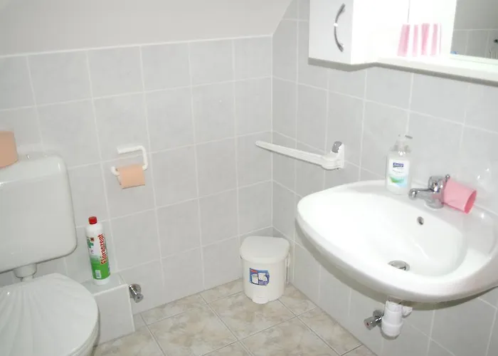 Familia 100/7 Balatonmáriafürdő